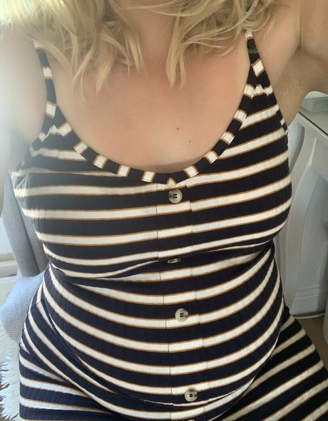 eatee adult model images