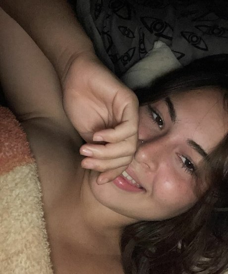 Rere Schneider pretty model photo