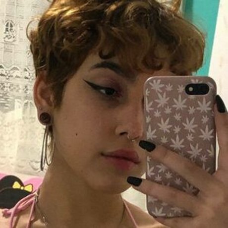 admchi sexy actress gallery