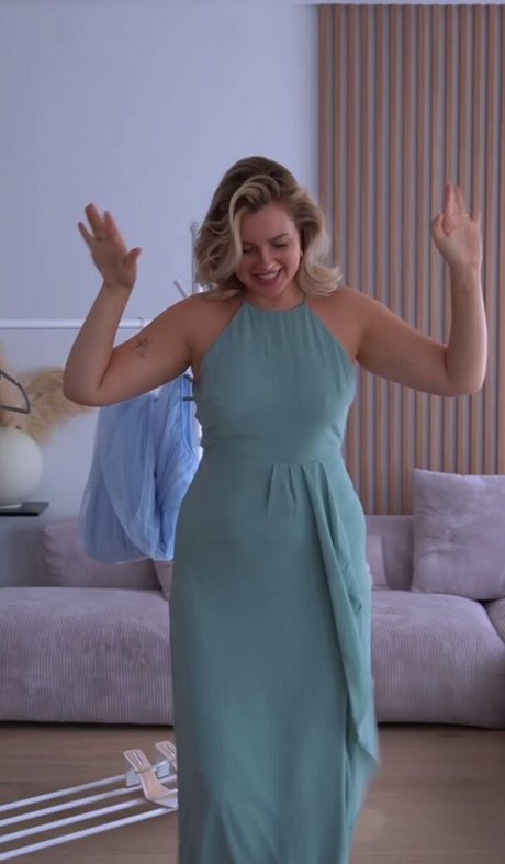 Maren Wolf pornstar exclusive pics