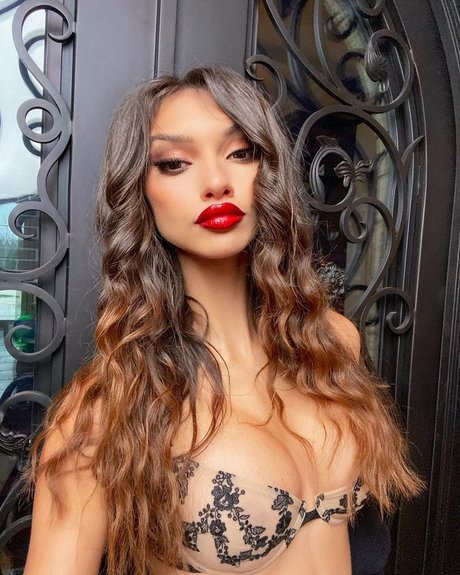 Chanel Margaux porn star galleries