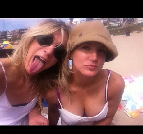 Gina Carano nudes actress images