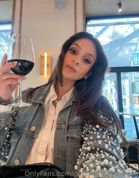 goodwithmytongue xxx model picture