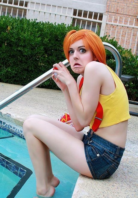 Ginny Di naked actress img