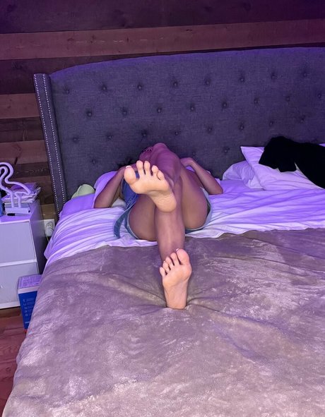 Sia ASMR erotic star img