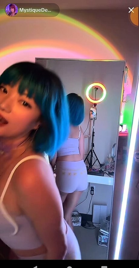 Mystiquede model free archive