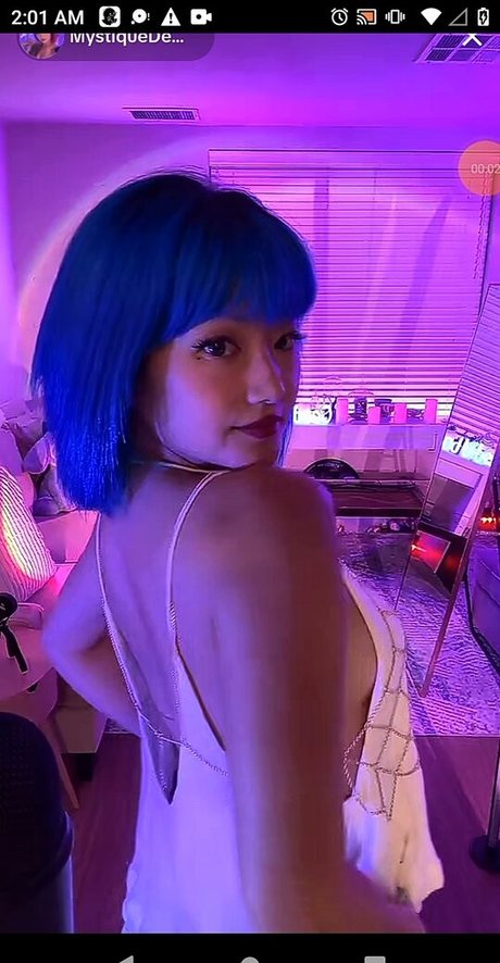 Mystiquede naked actress img