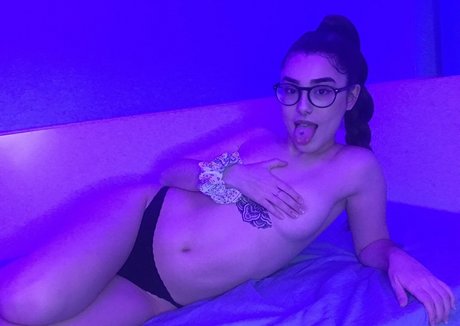 petite ebony onlyfans xxx pictures