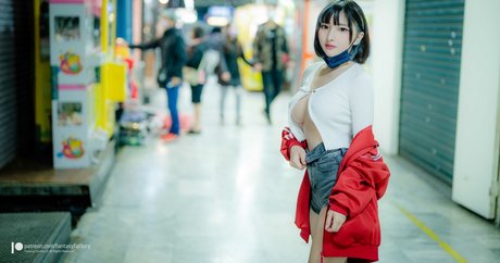 Zell Ching high quality actress pics