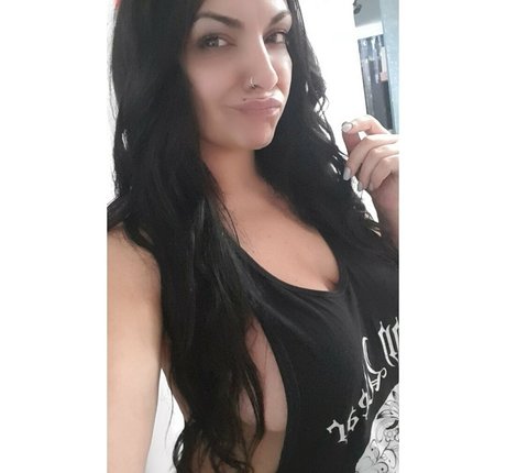 nashyra art actress picture