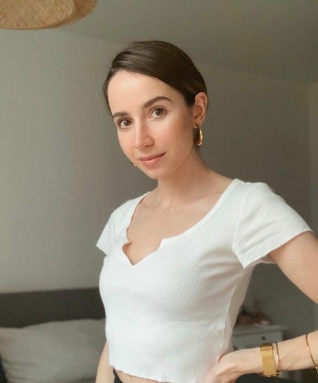 Carmen Santos star nude archive