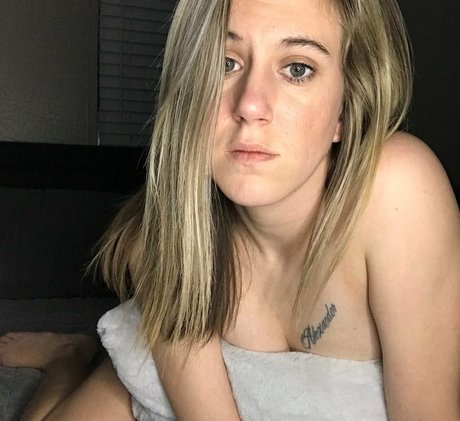 ameliabeaux sex star photo