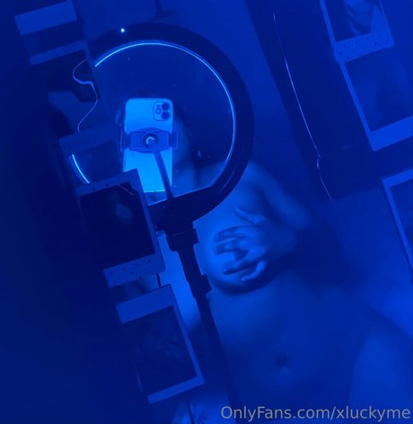 xluckyme hot star photos