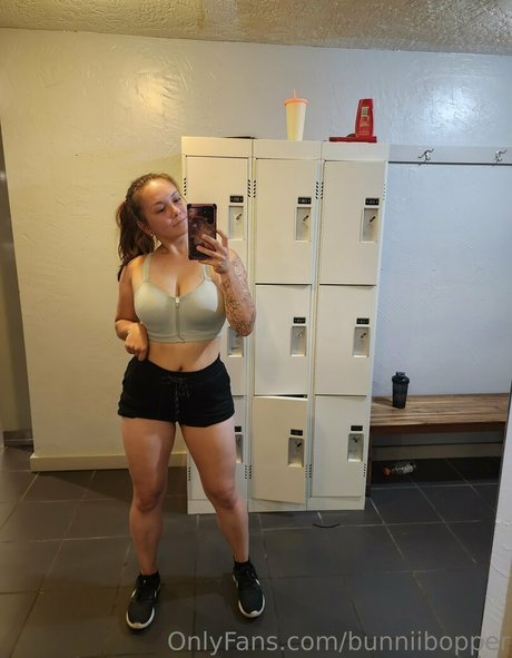 bunniibopper pornstar naked photos