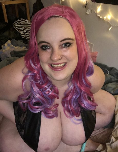 fat shemale onlyfans hot nude pic