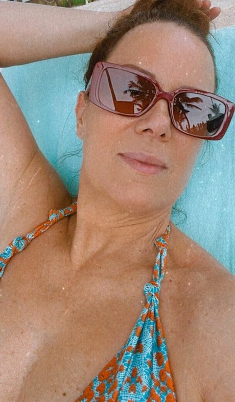 Regina Volpato model free images