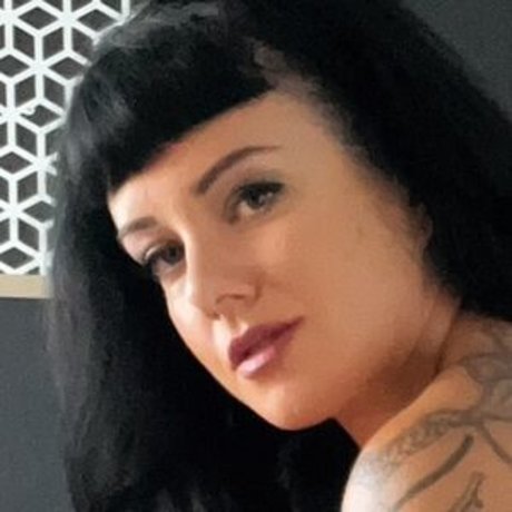 Kris Chanski best model gallery