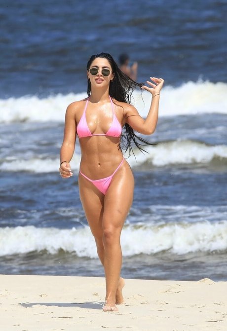 Gabriela Versiani star xxx photo