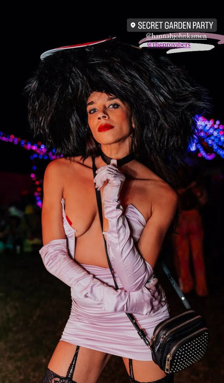 Hannah John Kamen nude model galleries