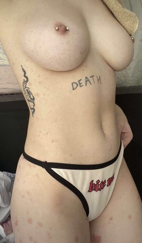 Radianttoilet adult actress galleries