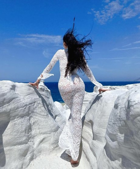 Daria Zaritskaya naked model image