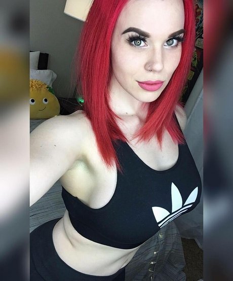 ScarlettFoxPlay star pretty galleries