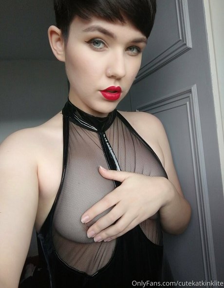 cutekatkinklite model nude images