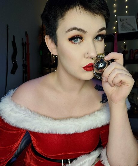 cutekatkinklite nudes actress gallery