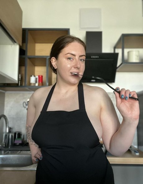 sweet kte pornstar free pictures