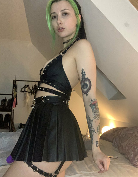 Rubyhexx porn model pic