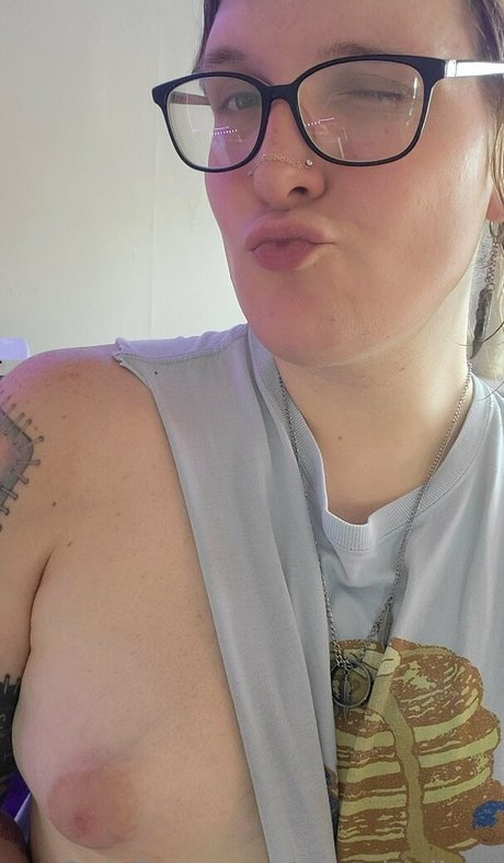 noradaylight high quality pornstar pics