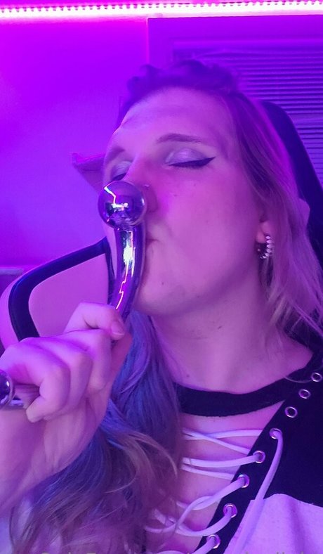 noradaylight erotic actress gallery