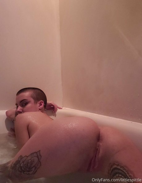 littlespittle pornstar pretty gallery