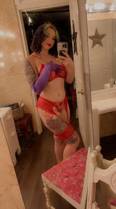 Foxy Devil pornstar pretty picture