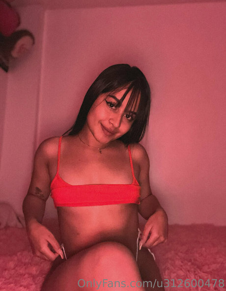 sweetiealiciaperez model nudes img