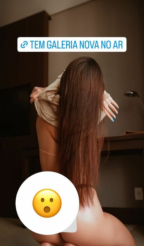 Letycia Soares nude star photos