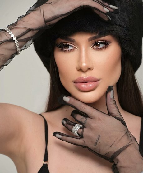 Laisa Moraes naked star galleries