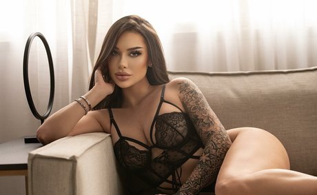 Laisa Moraes pornstar beautiful pictures