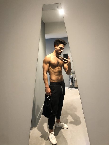 L o Cabral top model images