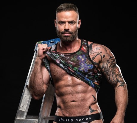 L o Bacchus_ nice star image