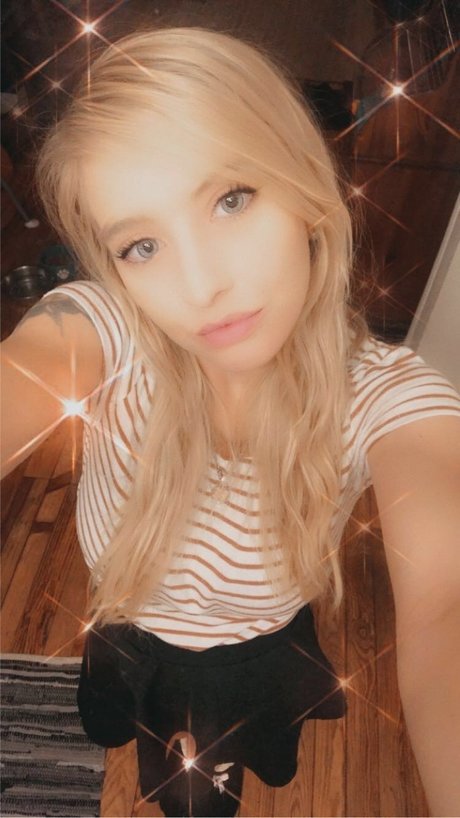 LEIA Laughs porn actress images