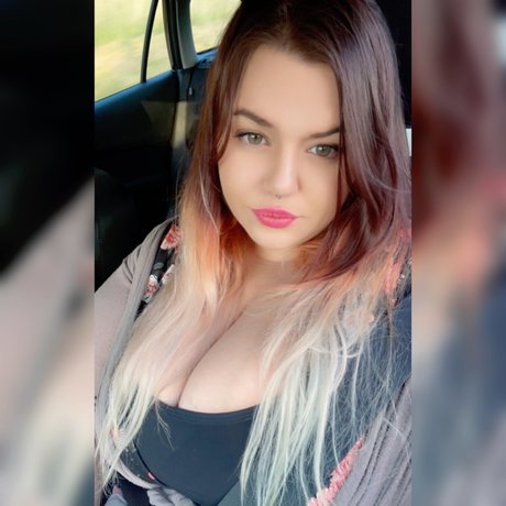 Leela exclusive model photos