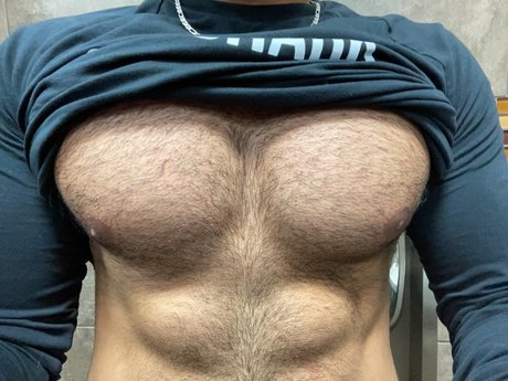 Malek model xxx picture