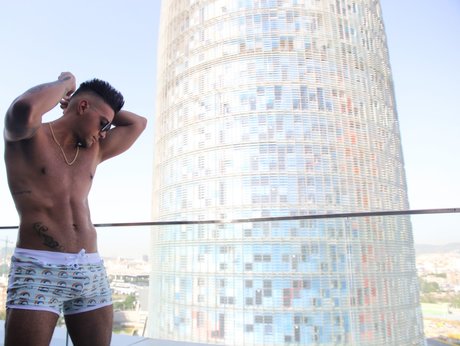 Leandrr pornstar hot photo