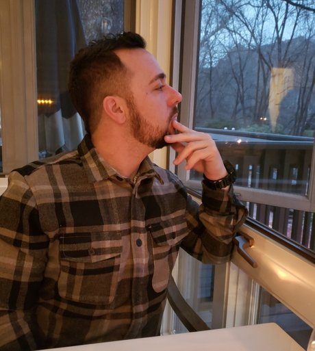 LAYZE nudes model pictures