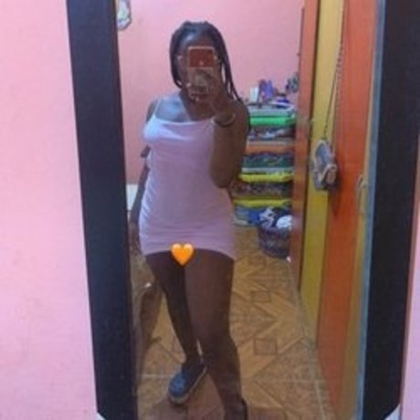 Veenom nice actress photo