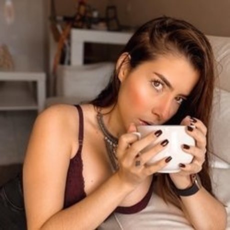 Lissamar Gouveia model adult galleries