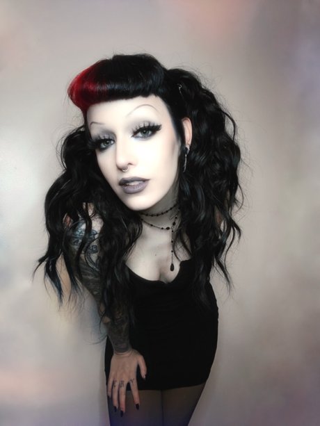 Lisa Loveless pornstar perfect pics