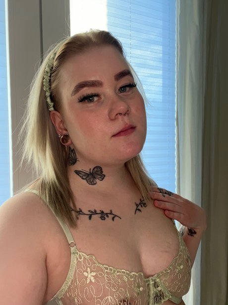 Linda Maria sex model photos