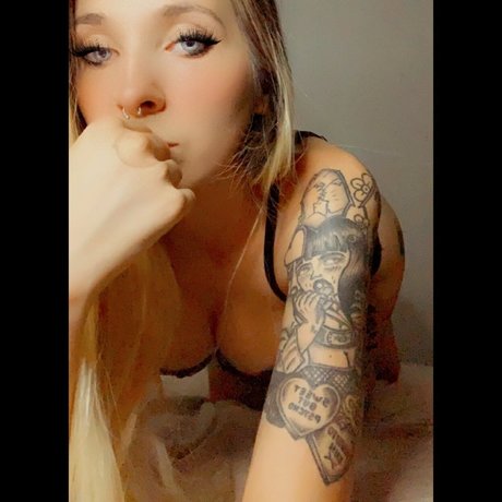 lilzaafii hot actress pictures